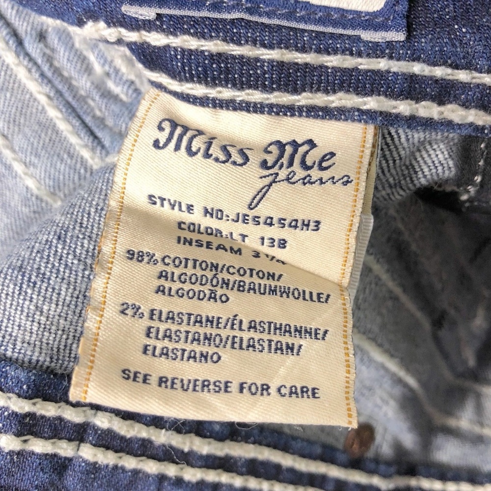 ❌SOLD❌ [Miss Me] Embellished Denim Cutoff Shorts - Picture 8 of 8